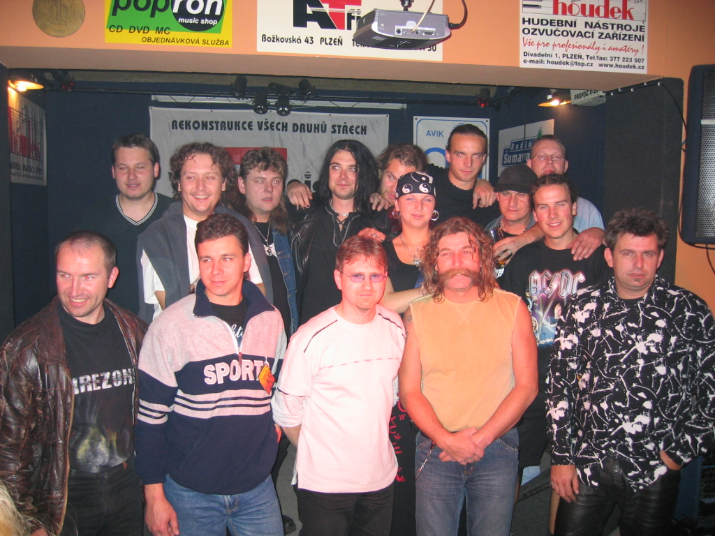 plzen_16_10_2004_031.jpg - Zavt okno